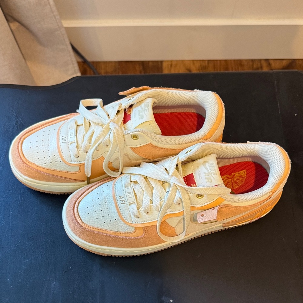Nike Air Force 1 Shadow in Orange and Cream - Picture 2 of 2